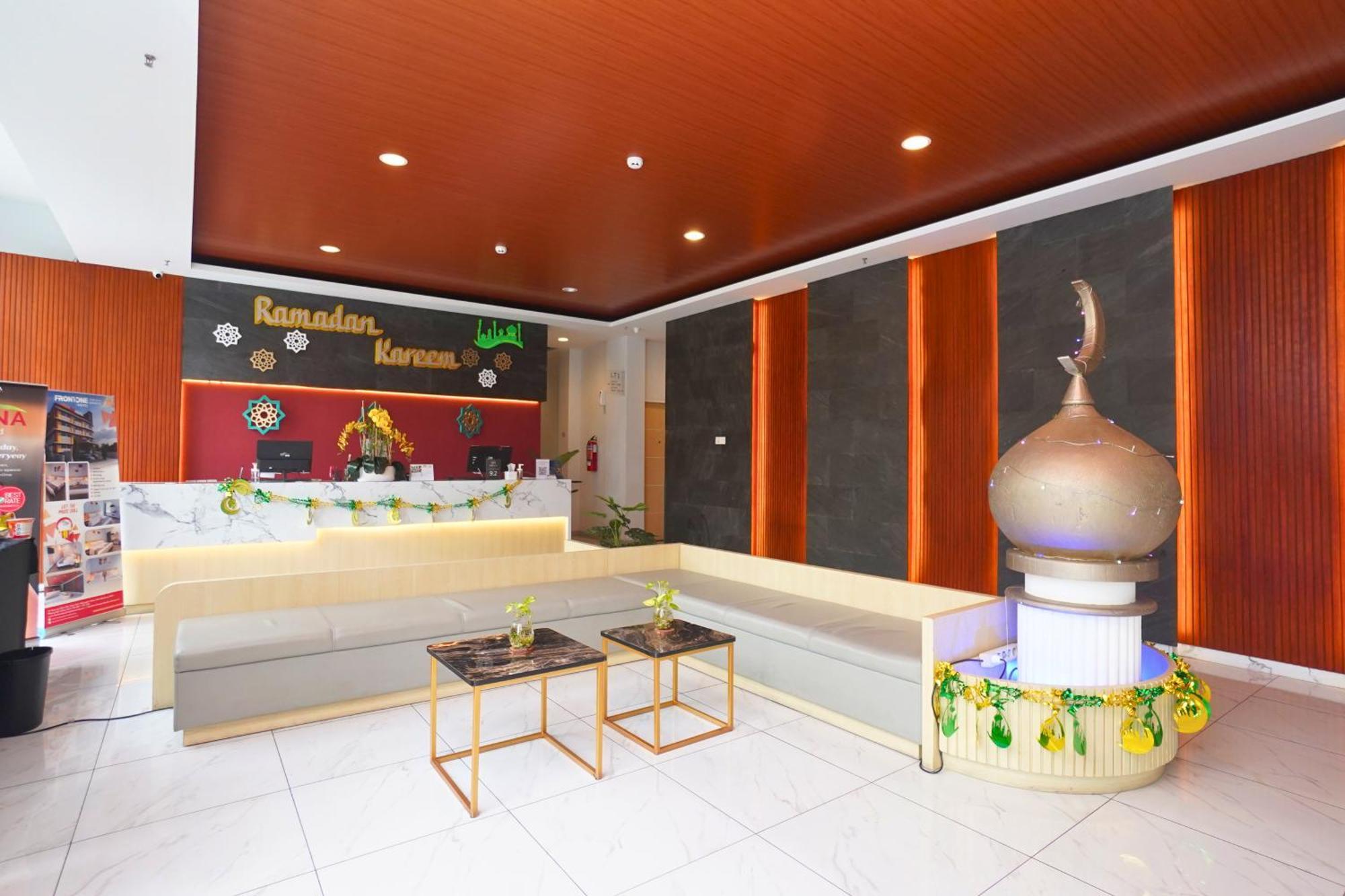 Front One Hotel Pasir Koja Bandung Luaran gambar